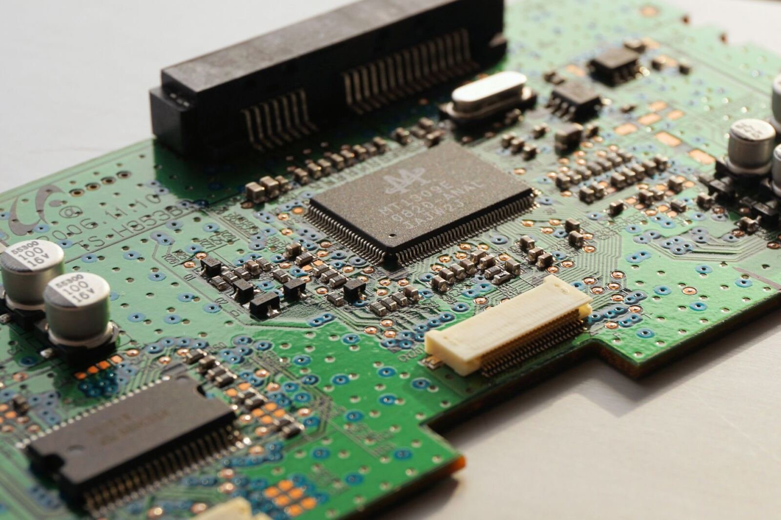 Circuit board, illustrating chatgpt’s computer history tracks your clicks and keystrokes