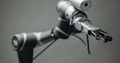 Robotic arm, illustrating agentic data operations platform (adop): data engineering into hours