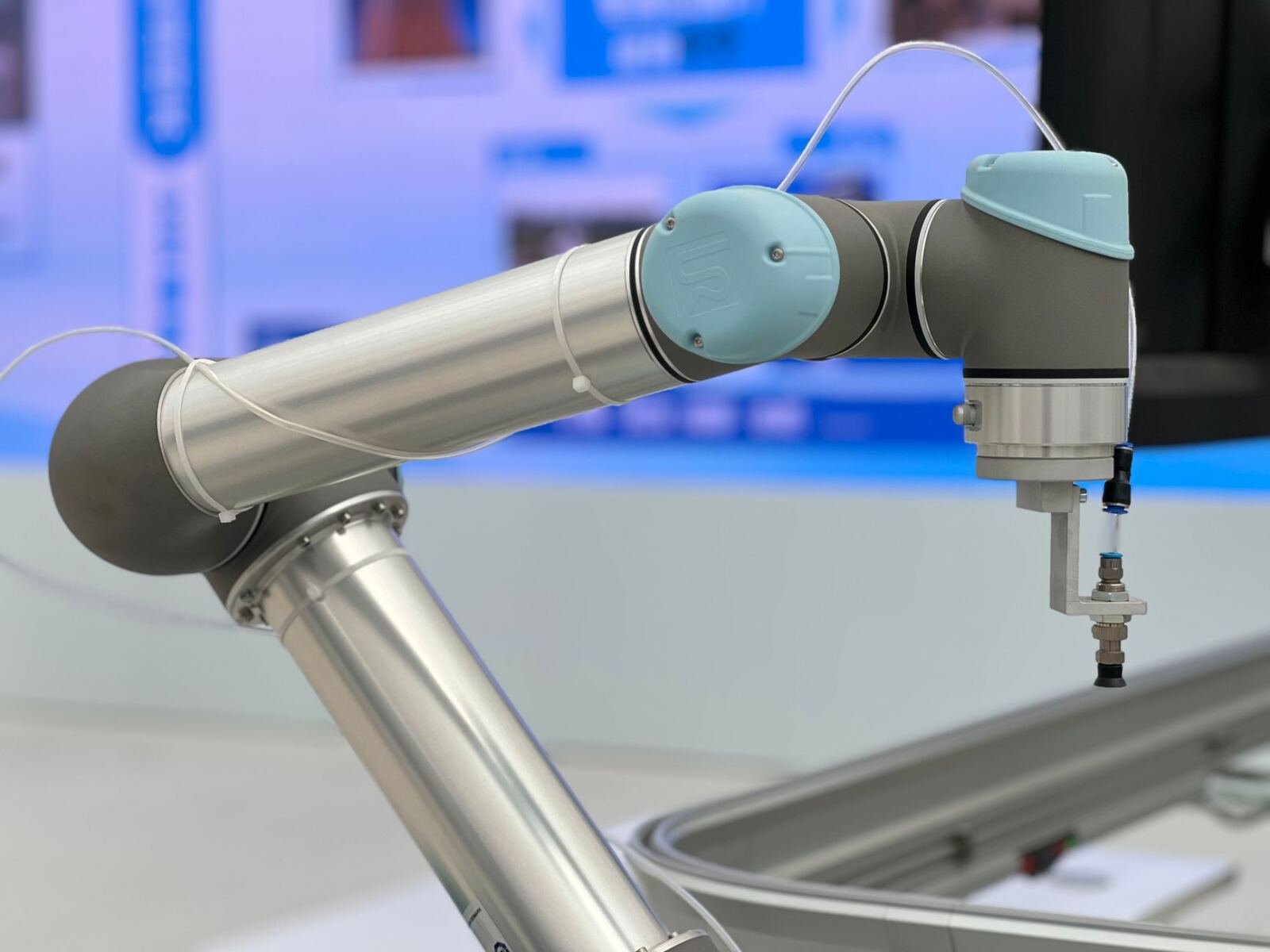 Robotic arm, illustrating give your coding agents a memory you own