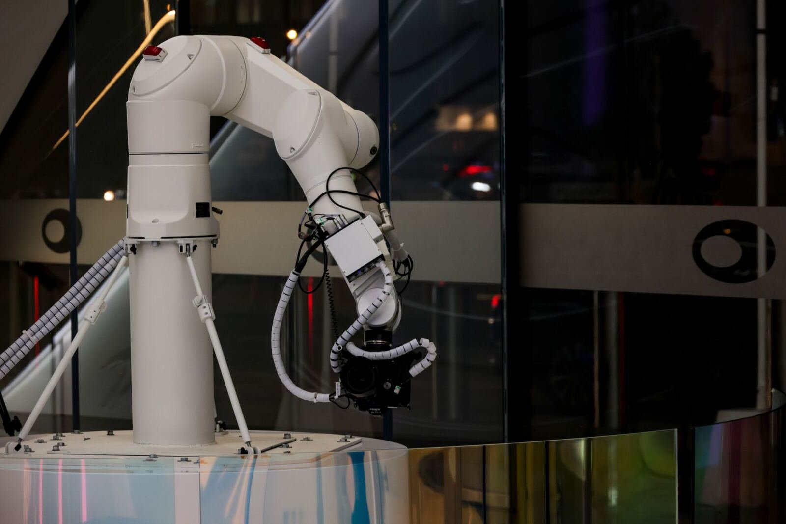 Robotic arm, illustrating your agent aced the task. will it do it again?